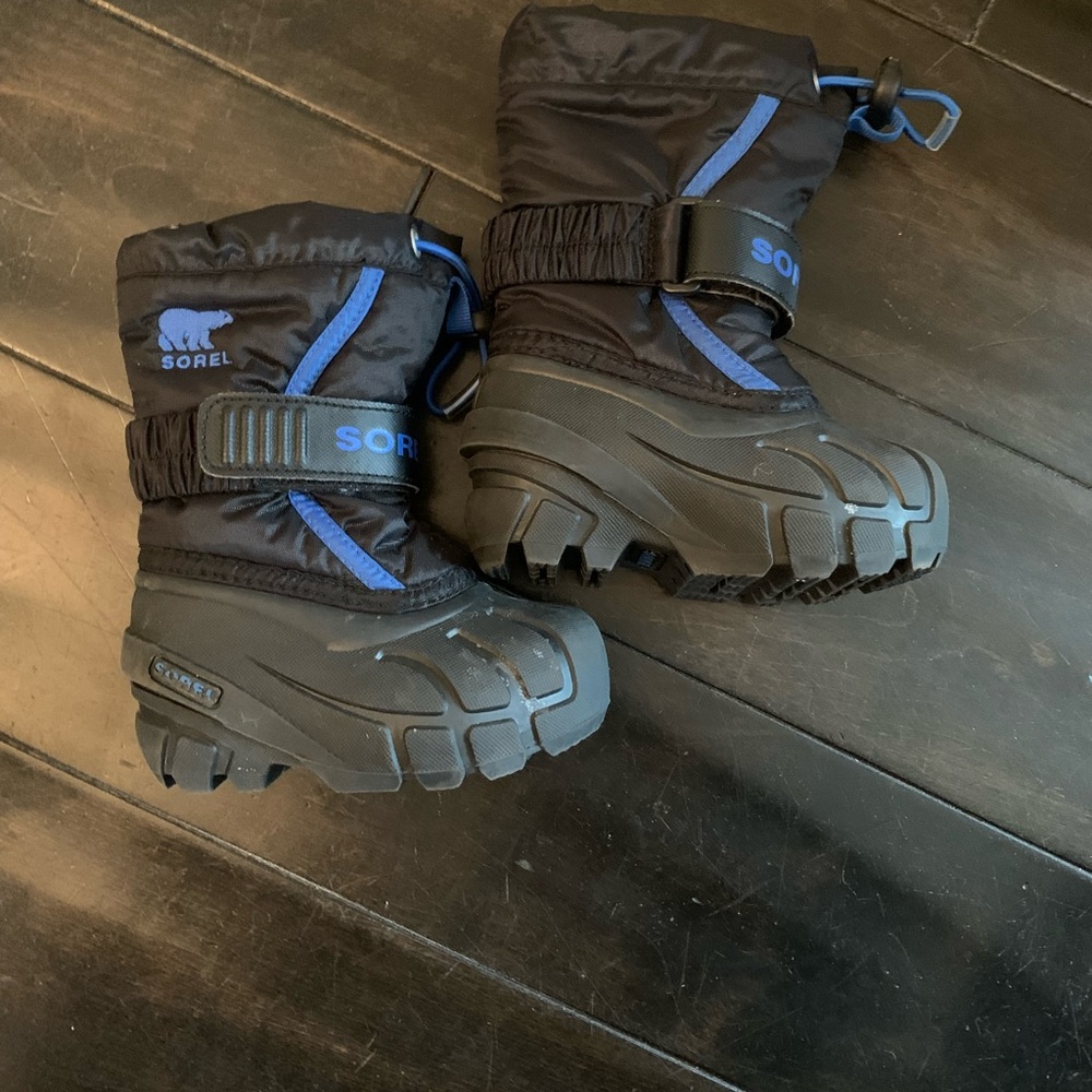 Sorel - Flurry Weather Resistant Snow Boot Black